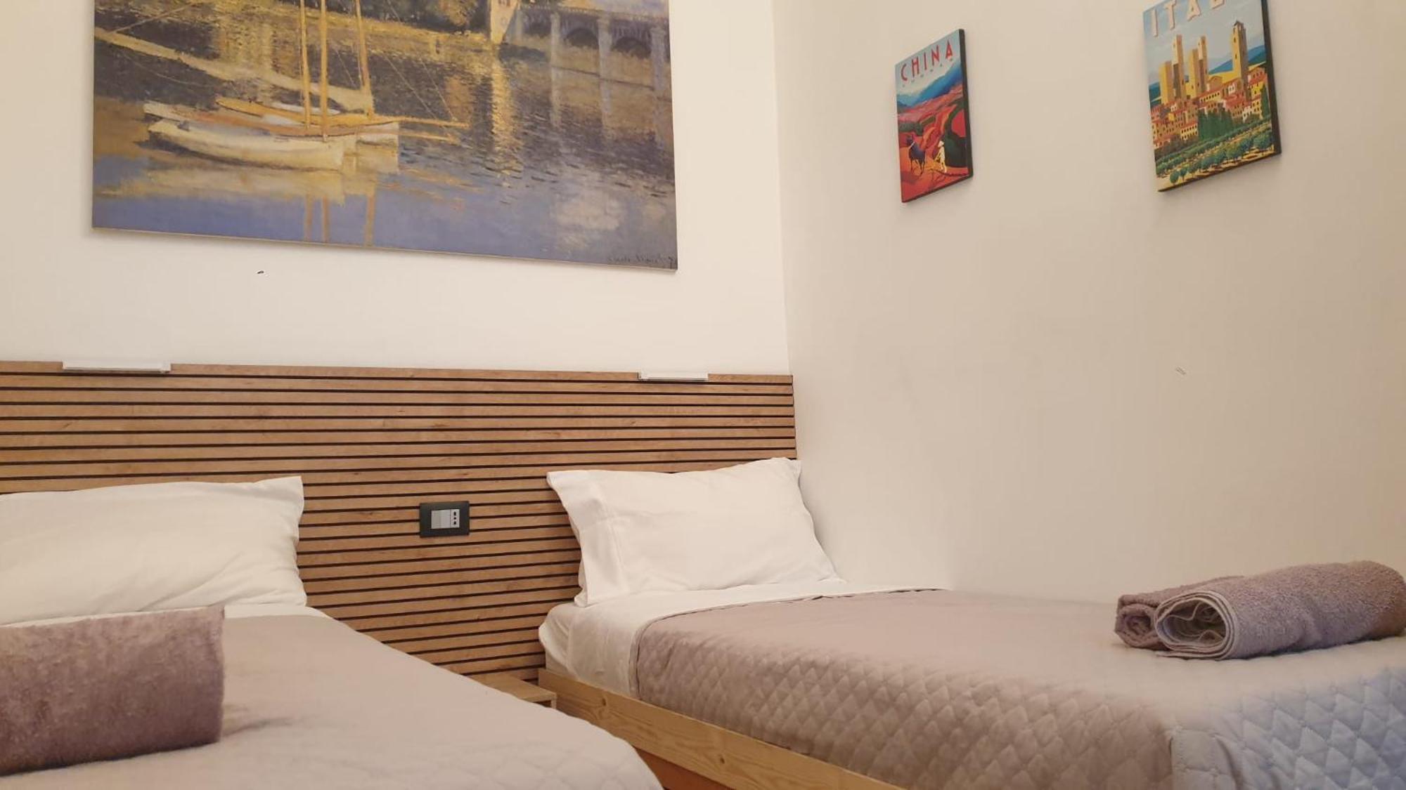 Your Lovely Home, Porta Venezia-1 Queen Bed, 3 Single Beds, 1 Sofa Bed- Мілан Екстер'єр фото